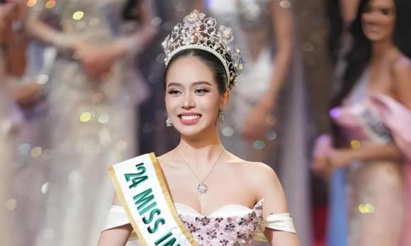 Hoa hậu quốc tế người Việt Nam duy nhất lọt Top 10 Nhan sắc vượt thời gian