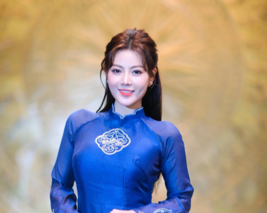 Thanh Hương: 'Tôi tập trung kiếm tiền nuôi con'