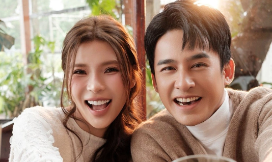 Lương Thế Thành - Thúy Diễm kỷ niệm 10 năm cưới