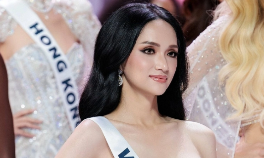 Chủ tịch Miss Universe Vietnam bỏ bản quyền vì cuộc thi 'bất công với Hương Giang'