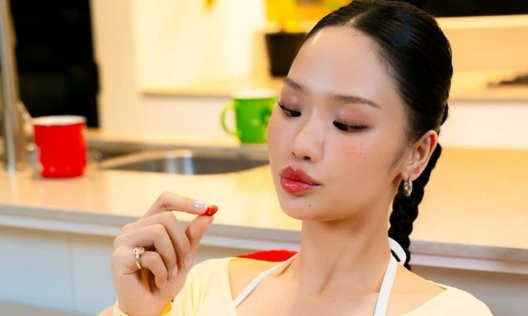 Miu Lê tháo sụn mũi sau 17 năm phẫu thuật thẩm mỹ