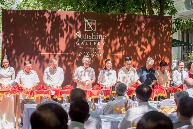 Sunshine Gallery - Điểm chạm mới của hội họa và sáng tạo đương đại