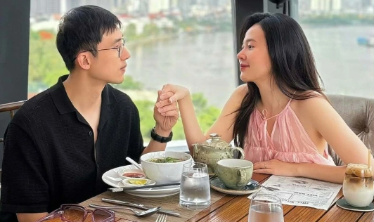 Midu và ông xã 'mặn nồng như lúc mới yêu'