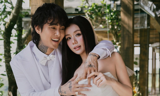 Đạt G - Cindy Lư 'thấy biết ơn' sau một năm cưới