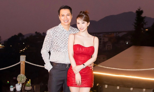 Việt Anh - Quỳnh Nga công khai hẹn hò