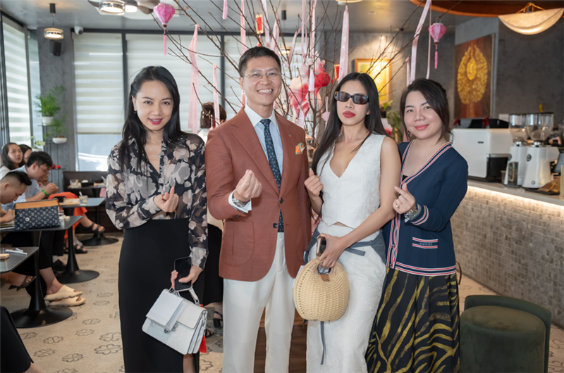 Họa sĩ Đỗ Đỗ tham dự sự kiện “Thăng Hoa – Bloom Through Fire”, trải nghiệm workshop nghệ thuật Pháp Lam