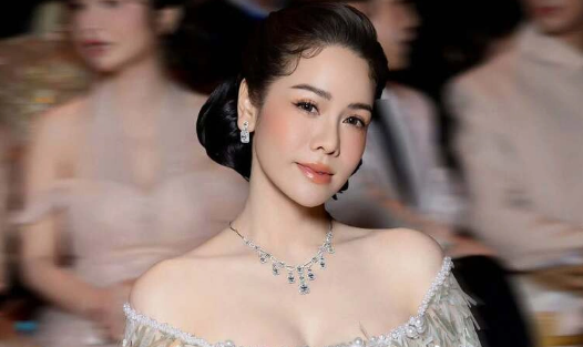 Cuộc sống của Nhật Kim Anh ở tuổi 41