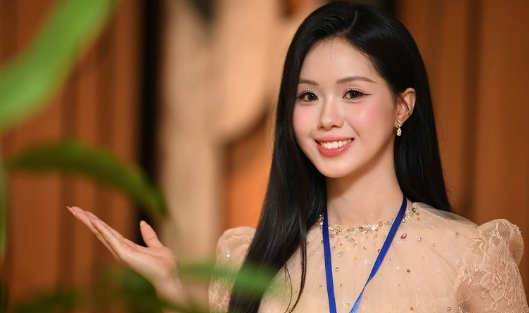 Dàn thí sinh dự sơ khảo Hoa hậu Việt Nam