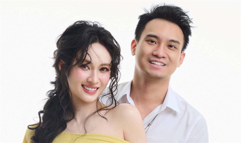 Bạn gái thiếu gia Đức Phạm khoe bụng bầu vượt mặt